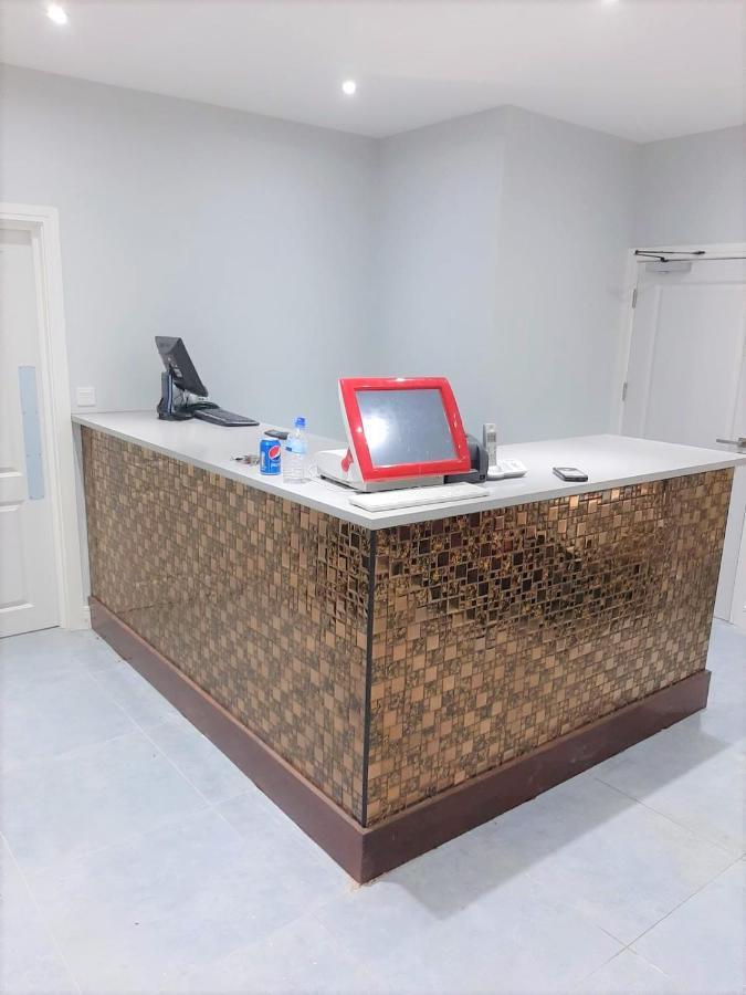 Green View Hotel Near Дартфорд Екстериор снимка