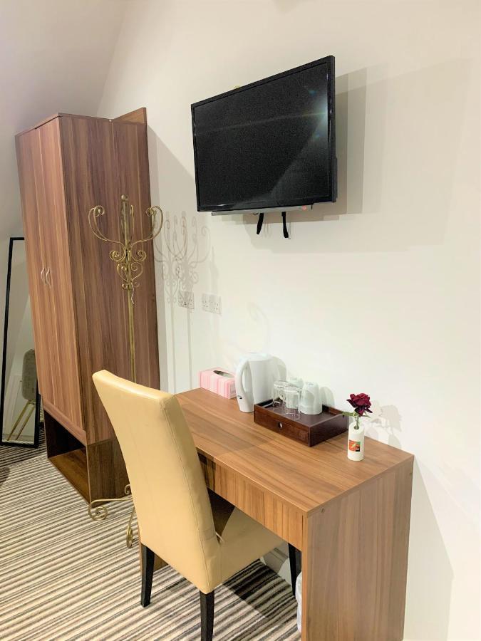 Green View Hotel Near Дартфорд Екстериор снимка